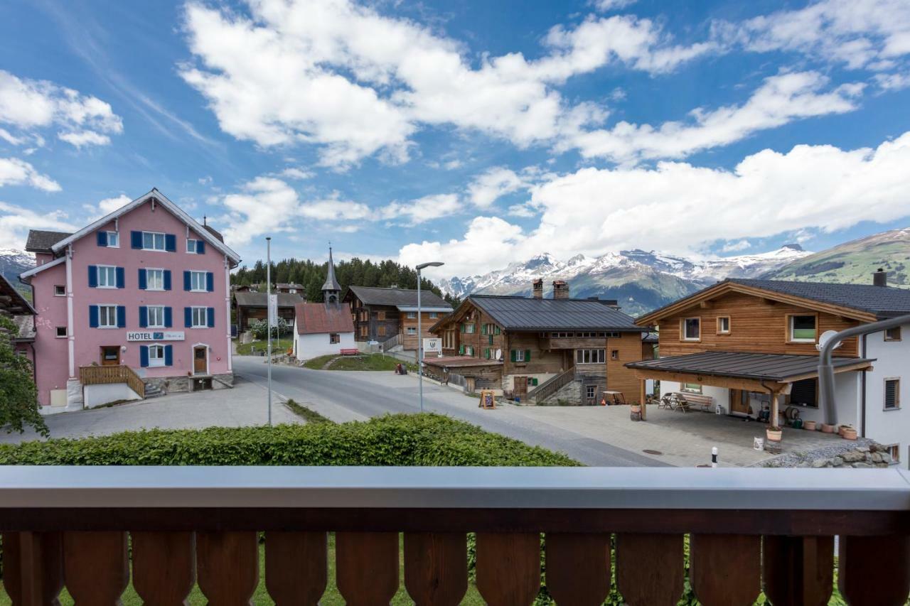 Apartment Haus Arnika Obersaxen Exterior photo